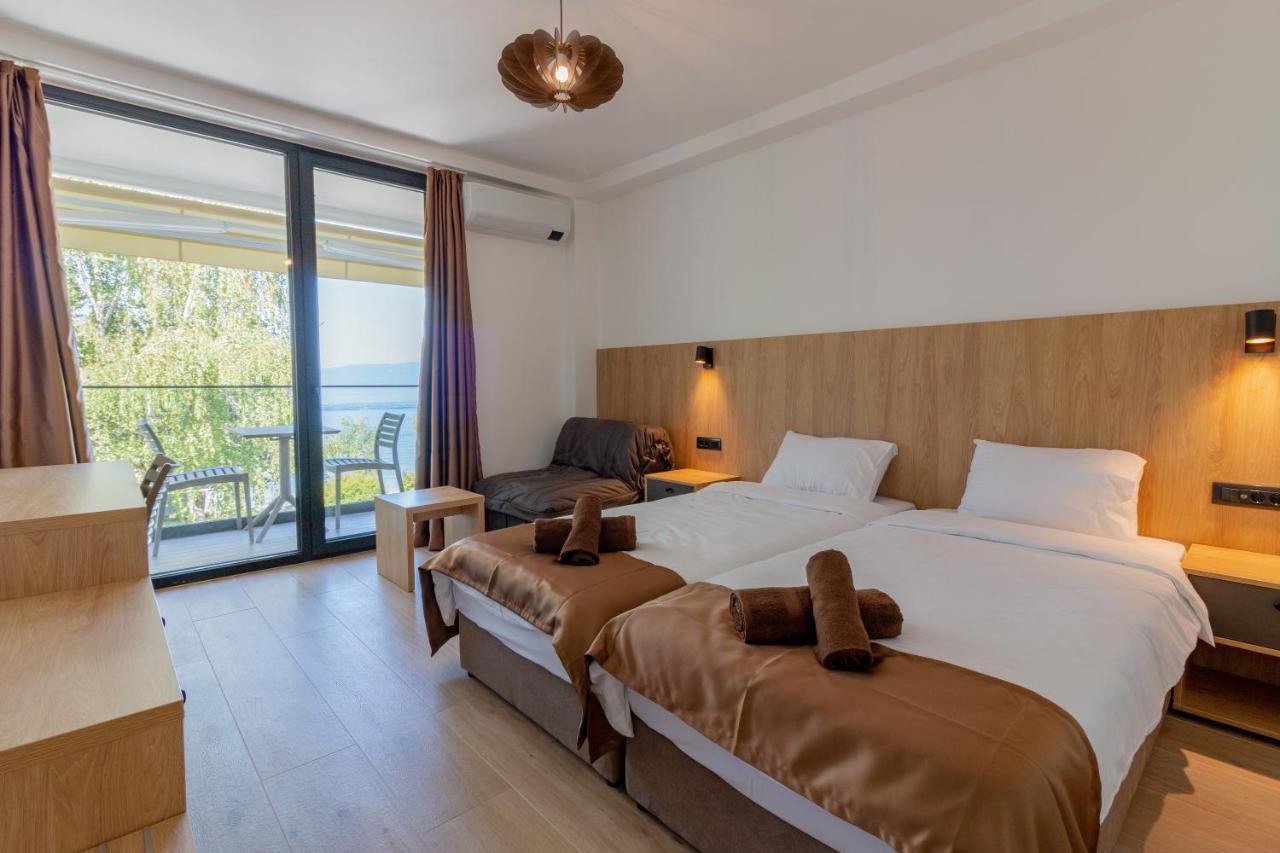 Lago Hotel Лагадин Экстерьер фото