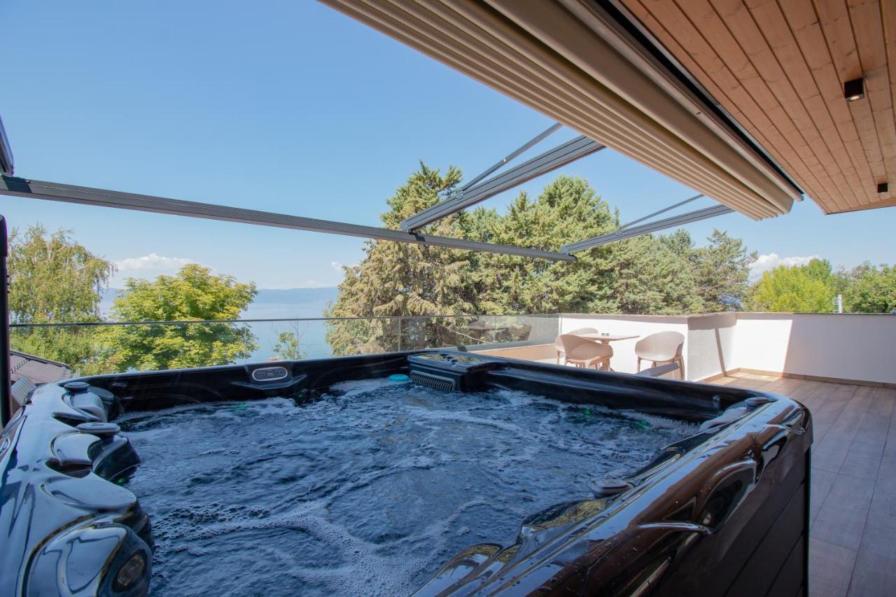 Lago Hotel Лагадин Экстерьер фото
